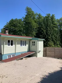 Forest chalet with sauna and hot tub - Image 3