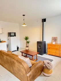 Cozy 2-Room Apartment – Ideal for Weddings – Heart of the Village - Image 4
