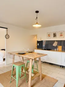 Cozy 2-Room Apartment – Ideal for Weddings – Heart of the Village - Image 2