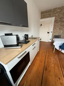 Large apartment in a pet-friendly courtyard (pool) - Image 4