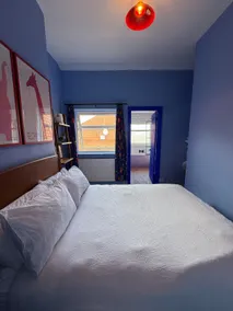Altrincham House - 2BR - Sleeps 6 - WiFi - Parking - Image 3
