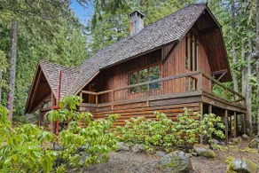 Holzhutte - Mid-century alpine retreat - Hot tub - Image 3