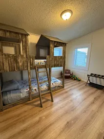 Z Farm Roost - Image 3