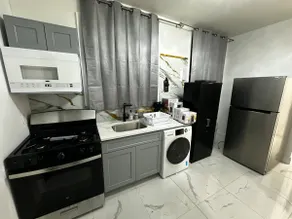 Luxury 3BR | Parking | 14 Min to Manhattan - Image 4