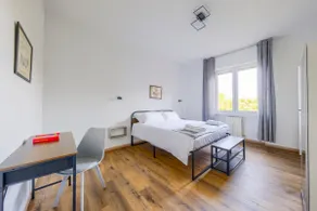 2 min Walk to Tram / 2 Bedrooms & 2 Bathrooms! - Image 3