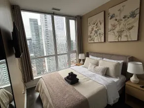 King bed condo for group! - Image 2