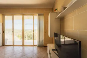 Appartamento con terrazza, giardino e piscina | Vicino Gigantia - Image 5