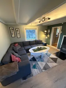 Older, charming home in Leirfjord - Image 4