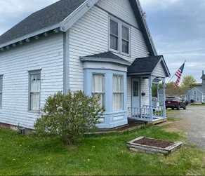 Historic comfortable in-town 1 bedroom apartment - Image 3