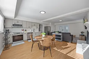 Cozy Private 1BR Apt | Full Kitchen & W/D - Image 4