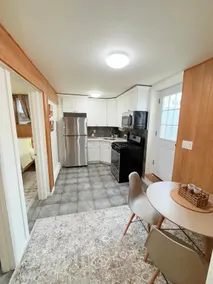 Pet-Friendly 1BR | Near Hofstra, UBS Arena & JFK - Image 4