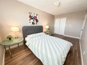 98# Spacious 3BR 1BA Main Floor Suite - Image 4