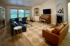 Creekside Retreat | 7 Beds | Close to Hiking - Image 4