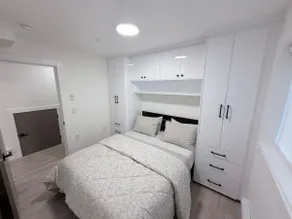 Modern 2BR | Street Parking | Vancouver West - Image 2