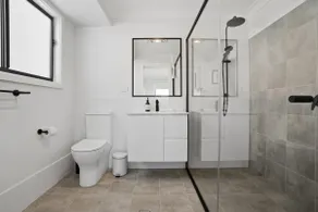 Whistling Way Wonderscape - Modern 4 Bed 2 Bath - Image 2