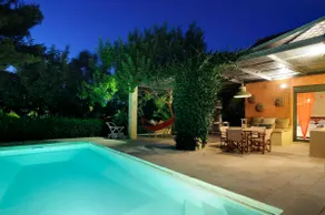 Beautiful Beachside Homes | Grape House - Image 2