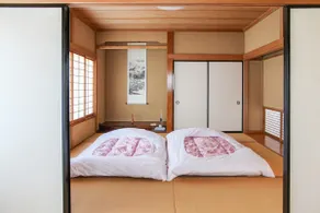 [Higashiyama Niwa] 3-minute drive to the outlet / Views of Mt. Fuji and Mt. Hakone / Free parking - Image 2