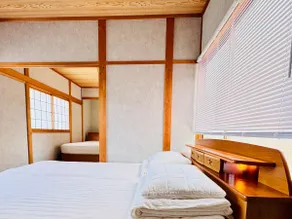 Close to Korakuen/3 mins to Asahikawa promenade/Tram from Okayama Station/Parking available/No smoking/Japan-made French bed - Image 4