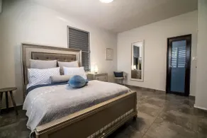 5BR/House/Luxury/Oceanfront/Pool/Jacuzzi/A/C/WiFi - Image 4
