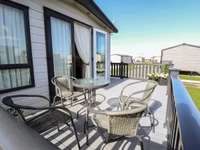 Number 6 - Sandy Beach Holiday Park - Image 3