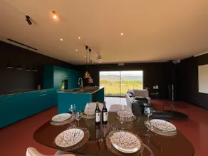 Maison Augusta — In the heart of the estate's vineyards - Image 3