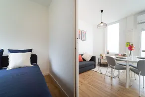 Modern 1-bedroom apartment “Mon Toit” – downtown and train station within walking distance - Image 3