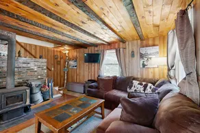 3BR Dog Friendly | WoodStove | Deck | Firepit - Image 2