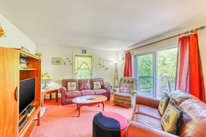 Country 4BR Dog Friendly | Deck | Garage Parking - Image 2