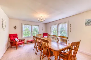 Country 4BR Dog Friendly | Deck | Garage Parking - Image 5