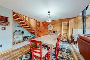 Sweeping 3BR Mountainview | Sauna - Image 4