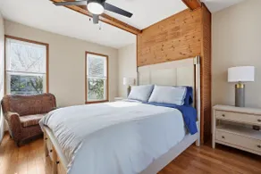 Cozy 2BR Near Downtown Pitt – Free Private Parking - Image 3