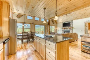 The Escape At Thundersnow 4BR | Fireplace | Deck - Image 5
