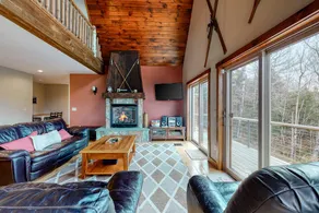 Secluded 5BR Mountainview Dog Friendly | Hot Tub - Image 2