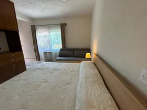 Large Master Room with a Beautiful View of the Hill - Image 2