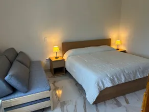 Large Master Room with a Beautiful View of the Hill - Image 3