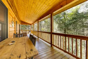 5 Mi to 9-hole Golf! Creekside Sapphire Escape - Image 2