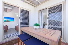 Beach Balls Apartment - Image 5