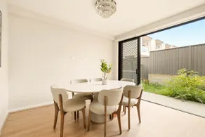 Box Hill 4BR Home Perfect For Family Getaway - Image 3