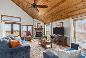 New! Lakefront! Grill! Water toys! Sleeps 6! - Image 3