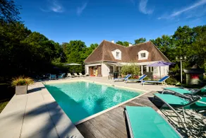Domaine du Bois Bézard | Pool, Jacuzzi & Games - Image 2