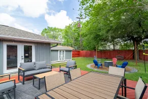 Stylish home ~15 mins from Med Ctr & NRG Stadium - Image 3