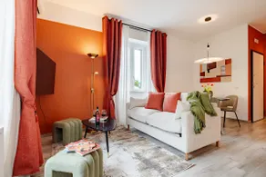 Modern two-room apartment, with private parking, A1 tollbooth - Image 2