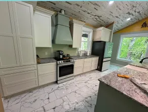Hughes Pelican House - Image 4