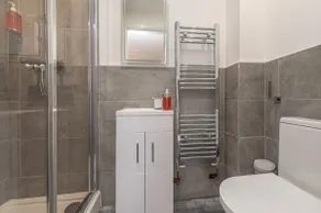 Ascot Grange Hotel & Apartments - Image 3