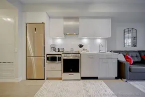 The Urban Homestead by Instant Suites - Image 4