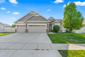 Spacious Nampa Retreat Near Pond • Sleeps 16 - Image 3