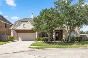 Cozy Home in Houston with heated pool and hot tub - Image 2