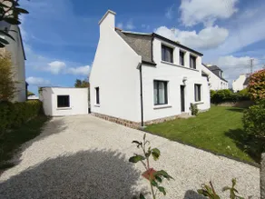 L'Île Blanche: Fully Renovated, Peaceful House - Image 2