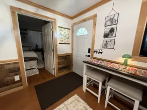 Peaceful 1BR Escape-Relax & Unwind - Image 3