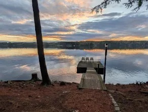 Lakefront Peninsula Retreat, 4BR with Private Dock! - Image 4